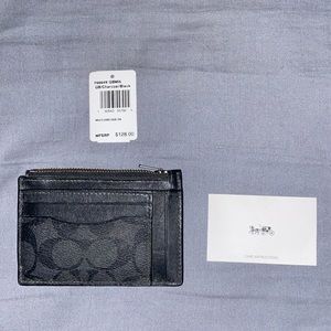 NWT Coach Zip Multi Card Case